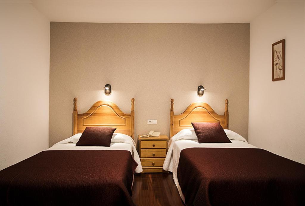 Hotel La Rambla Biescas  Esterno foto