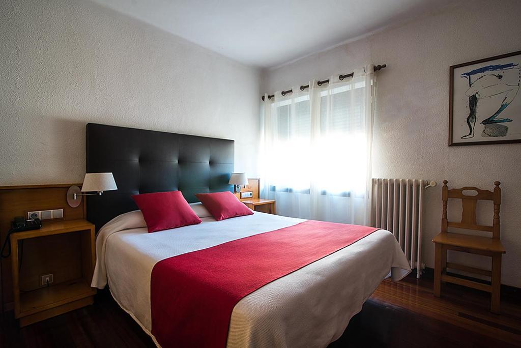 Hotel La Rambla Biescas  Esterno foto