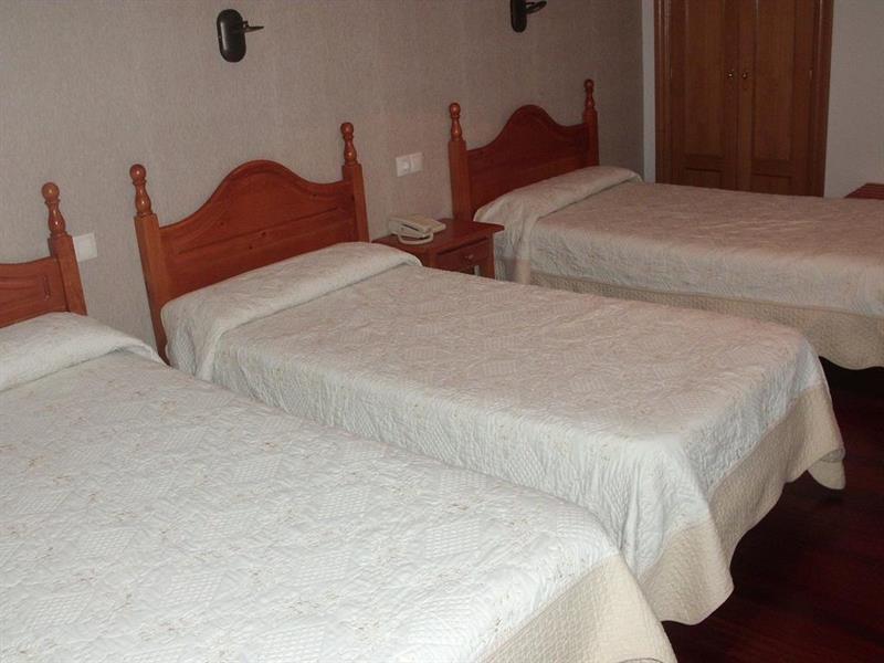 Hotel La Rambla Biescas  Esterno foto