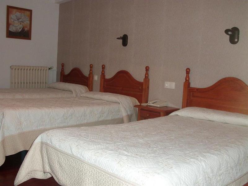 Hotel La Rambla Biescas  Esterno foto